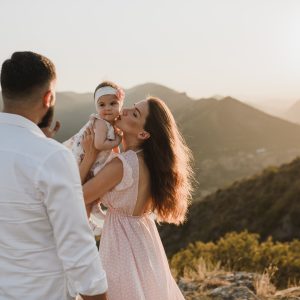 FAMILY TRAVEL SHOOTING